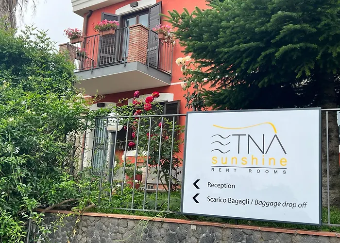 Etna Sunshine Rent Rooms