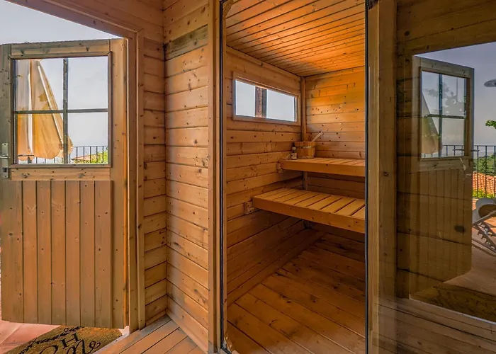Etna Sunshine Rent Rooms